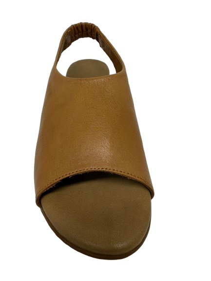 Glove leather flat sandal